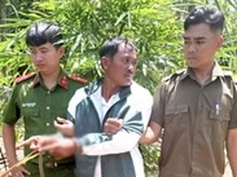 Bắt người chồng bạo lực với vợ, bắn công an bị thương