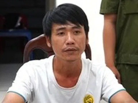 Tây Ninh: Tổ trưởng an ninh khu phố vận động, chở thanh niên chém người ra đầu thú