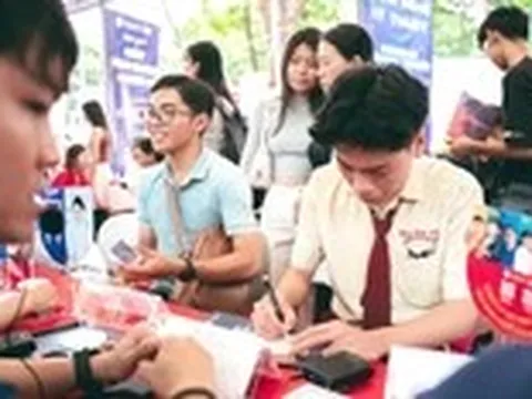 Lưu ý gì khi xét tuyển đại học 2025?