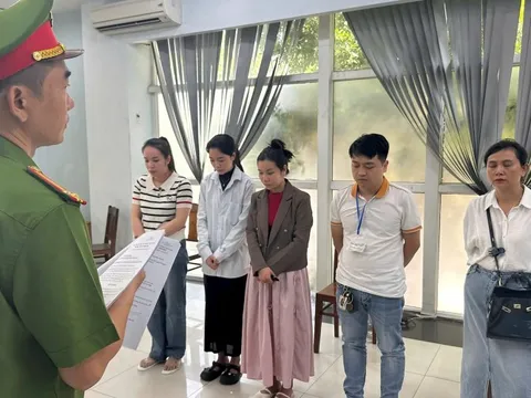 Khởi tố, bắt tạm giam nhóm 'bác sĩ giả' tại Phòng khám Đa khoa quốc tế Đà Nẵng