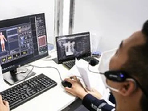 Dạy AI cho 15.000 nhân viên y tế để giúp tiết kiệm thời gian