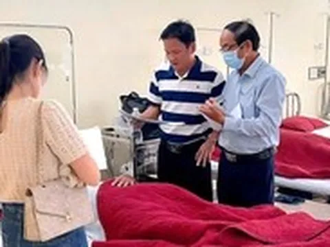 Vụ ngộ độc sau đám giỗ: 21 người nhập viện, nhà hàng bị tạm dừng hoạt động