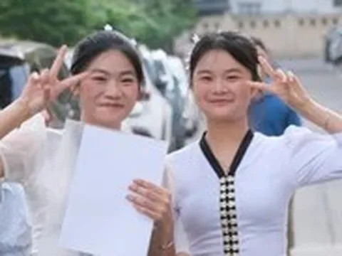 Điểm sàn khối ngành sức khỏe giảm mạnh, khối sư phạm vẫn 19