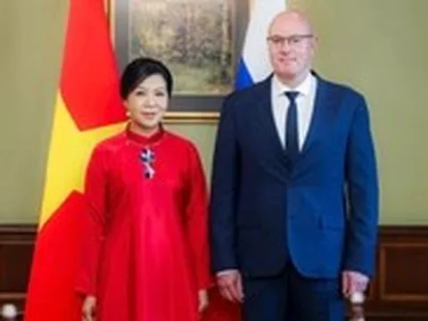 Nga muốn mở trung tâm đào tạo tiếng Nga cho cả Đông Nam Á ở Việt Nam