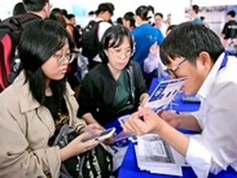 Trường đại học lên tiếng gỡ rối bách phân vị quy đổi điểm xét tuyển