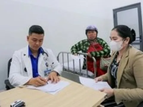 Bác sĩ trẻ mang y tế chuyên sâu đến gần hơn với người dân Côn Đảo