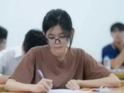 Chính thức giảm 5.000 đồng/nguyện vọng xét tuyển đại học