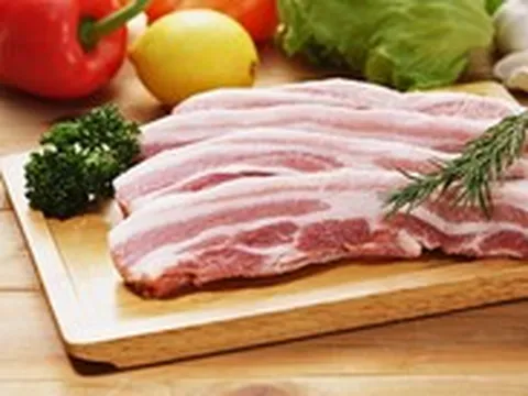 Bán thịt heo bẩn, người ăn bị ngộ độc có bị xử lý không?