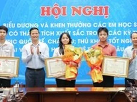 Bắc Ninh thưởng tiền tỉ cho các học sinh đạt huy chương Olympic quốc tế