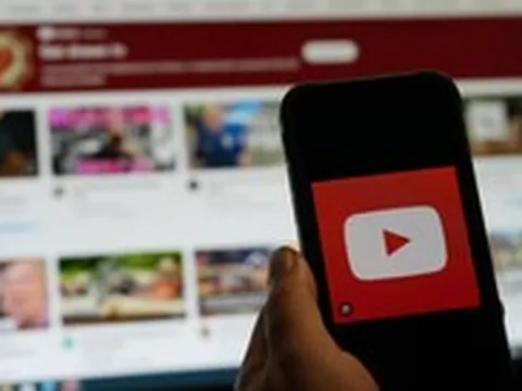 Úc cấm trẻ dưới 16 tuổi xem YouTube