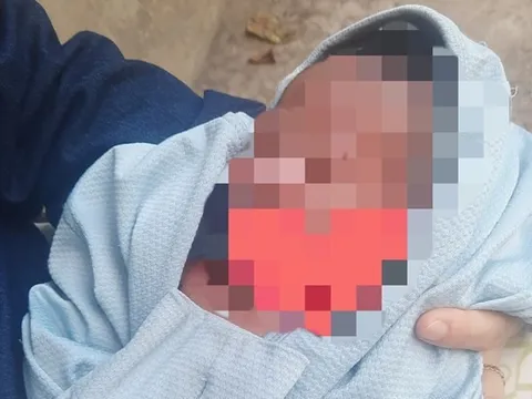 Bé sơ sinh bị bỏ rơi cùng lá thư viết tay: Con là sinh viên, không thể nuôi bé