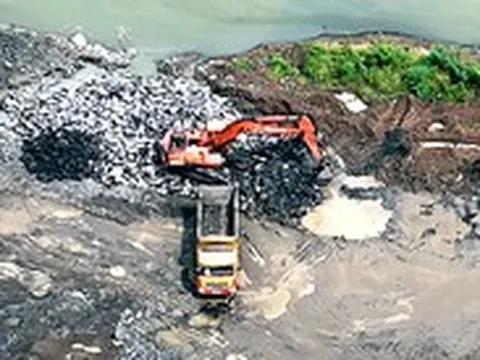 Công an TP.HCM triệt phá hai đường dây khai thác đá tại hồ Đá Đen và xã Hồ Tràm