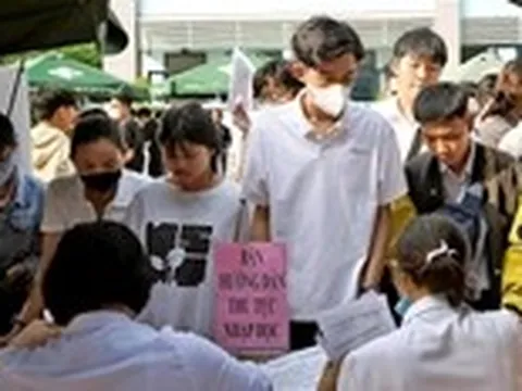 Nhiều trường cao đẳng bắt đầu cho thí sinh nhập học