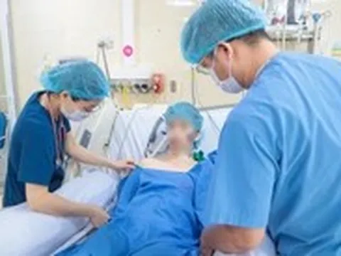 Cứu sống thanh niên 20 tuổi ngừng tim khi đang tập gym