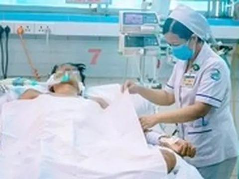 Sốt xuất huyết không còn là bệnh của trẻ em