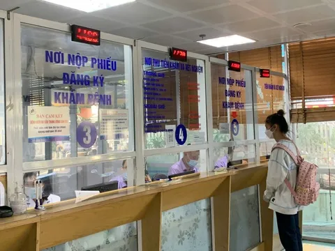 Khám chữa bệnh BHYT: Việc người bệnh phải tự mua thuốc sẽ cơ bản được khắc phục