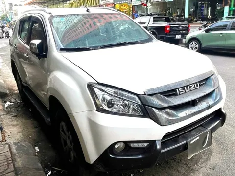 Vụ xe hơi bị 'bỏ rơi' cả năm ở Nha Trang: Người đàn ông Trung Quốc mượn xe rồi vứt bỏ