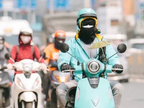 Cử tri phường Xuân Hòa, Bàn Cờ, Nhiêu Lộc quan tâm chuyển đổi xe xăng sang xe điện