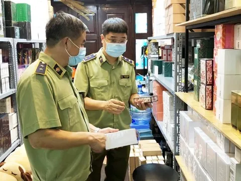 Cảnh báo mỹ phẩm được 'hô biến' thành thuốc