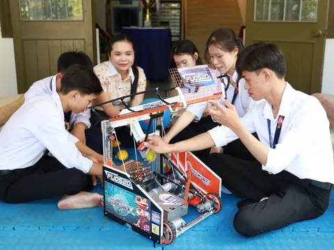 Những học sinh 'quê lúa' và ước muốn sáng tạo robot giúp nông dân