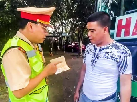 Chở vượt 21 người, chủ và tài xế xe khách bị phạt hơn 234 triệu đồng