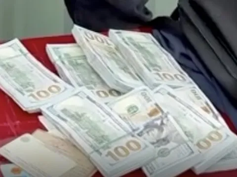 Đem 80.000 USD nhập cảnh trái phép từ Campuchia, bị biên phòng bắt ngay cửa khẩu Mộc Bài