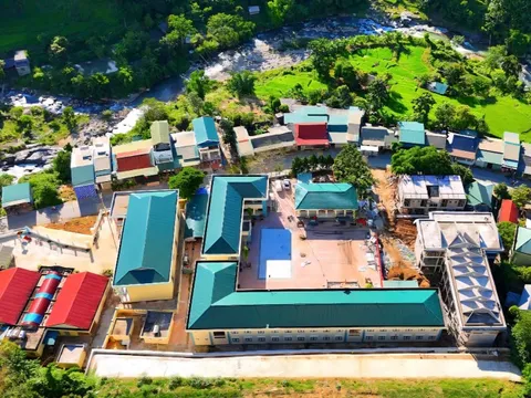 Trường đẹp nhất vùng biên giới chuẩn bị năm học mới