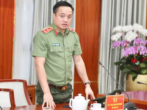 TP.HCM khen thưởng ban chuyên án phá đường dây đánh bạc 20.000 tỉ đồng trên mạng