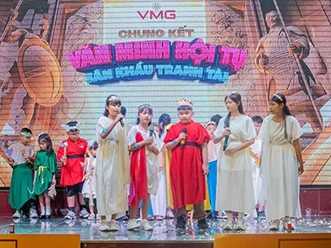 Chung kết hùng biện tiếng Anh ‘Đại sứ văn minh’