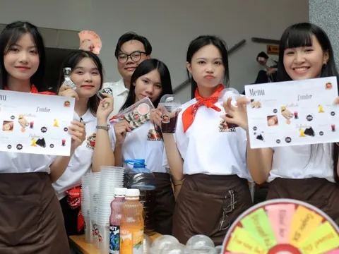 19h ngày 20-8, Trường đại học Ngoại ngữ - Tin học TP.HCM lên sóng Khám phá trường học