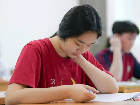 Điểm chuẩn các ngành 'hot' Trường đại học Bách khoa TP.HCM tăng dù được dự báo giảm