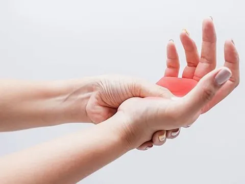 Co giật, khó thở, cẩn trọng nhầm bệnh nhầm thuốc