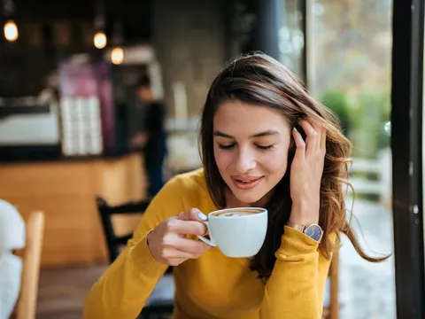 Cà phê quá nóng có thể tăng nguy cơ ung thư, nên uống nhiệt độ nào cho an toàn?