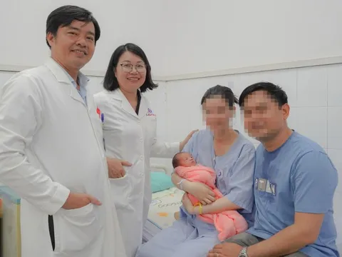 Người phụ nữ mắc bệnh hiếm, Budd-Chiari đã sinh được con