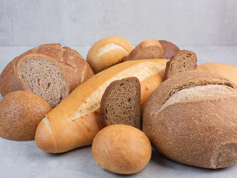 Sự thật về tin đồn bột nở trong bánh mì là chất cực độc gây ung thư