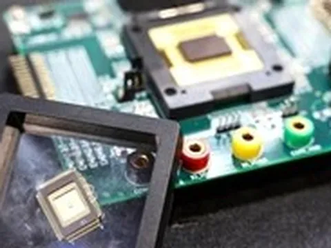 TSMC loại thiết bị Trung Quốc khỏi dây chuyền để né đòn Mỹ
