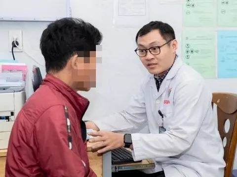 7 bác sĩ chuyên khoa đầu ngành TP.HCM sẵn sàng luân phiên ra Côn Đảo