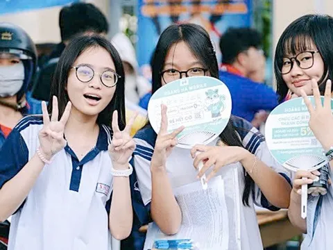 Kỳ tuyển sinh 2025 quá nhiều vấn đề, vì đâu?