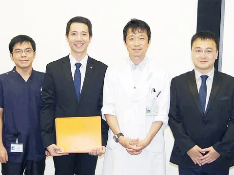 Á quân Đường lên đỉnh Olympia 2004: Trở về để phục vụ bà con quê mình