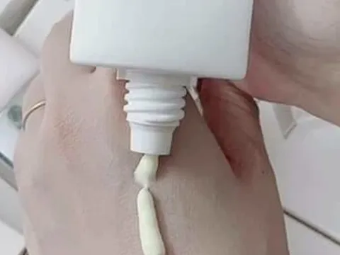 Thu hồi mỹ phẩm quảng cáo lố, ‘cho da trắng mịn như vầng thái dương’