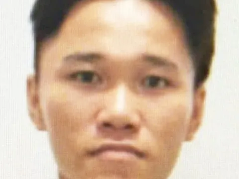 Trốn truy nã 1 năm ở nước ngoài, vừa về nước liền bị bắt