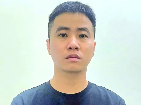 Cạo xóa quảng cáo trái phép, Công an TP.HCM khởi tố nghi phạm cho vay lãi nặng