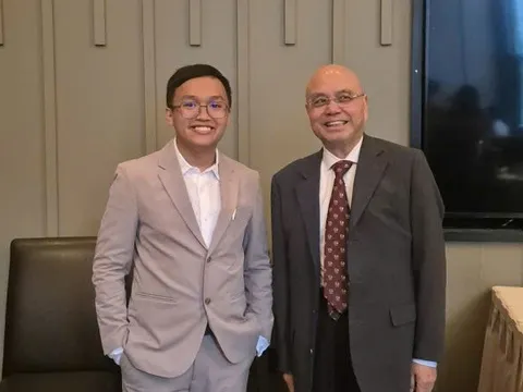 Trải nghiệm nghề y cùng GS. Thạch Nguyễn tại Hoa Kỳ