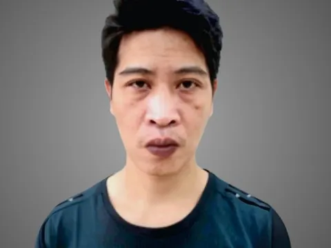 Đàn em Bình 'đen' trong vụ nổ súng ở cổng bến xe Vĩnh Niệm ra đầu thú