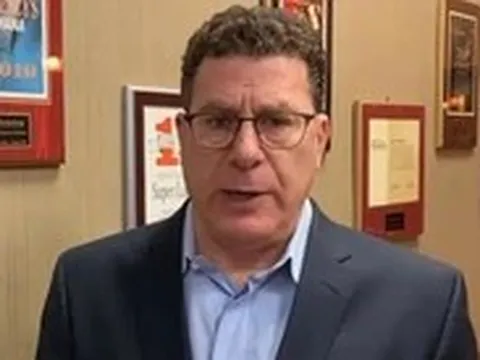 Mark Zuckerberg kiện Meta vì bị Facebook khóa trang