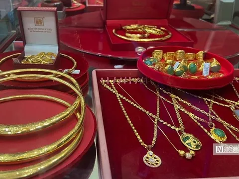 Thủ tướng: Xử nghiêm hành vi thao túng, gây bất ổn thị trường vàng