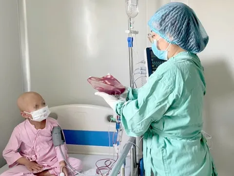 Lần đầu tiên ghép tủy từ mẹ ruột cho bệnh nhi Thalassemia thành công