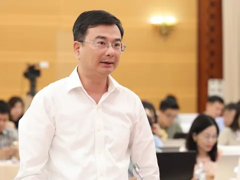 Phó Thống đốc: Sẽ phối hợp với các cơ quan để quản lý thị trường vàng