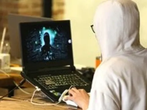 Công an TP.HCM cảnh báo chiêu lừa 'đổi thẻ, khóa thẻ, rút tiền' sau sự cố CIC