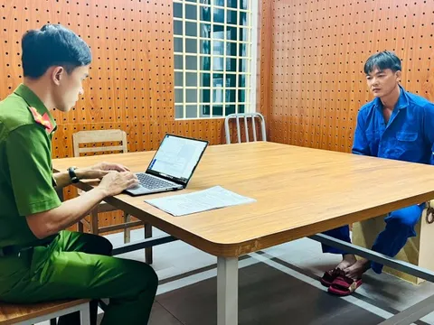 Bắt giam người đàn ông trong một ngày nhận phơi đề trên 463 triệu đồng